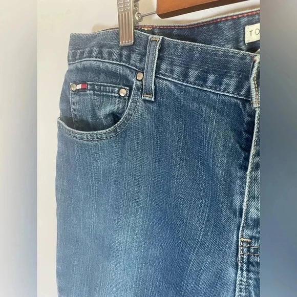 Tommy Hilfiger Low Rise Bootcut Y2K Trendy Dark Wash Jeans Plus Size 14 2006 093 - Picture 2 of 11
